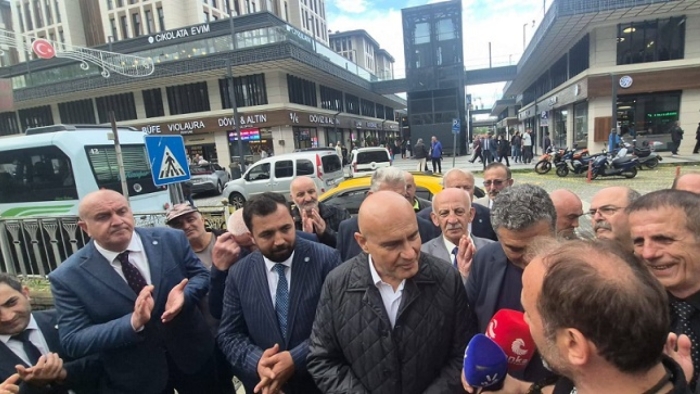 Turan Çömez’den Rize’de Çay Fiyatı Tepkisi: “Üretici Korunmalı”