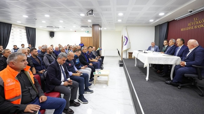 Rize Valisi  Baydaş, Büyükköy’de Muhtarlarla Buluştu