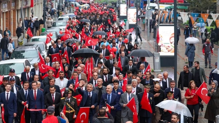 Cumhuriyetimizin 103. yılı, Rize’de de tüm yurtta olduğu gibi büyük bir coşkuyla kutlanıyor.