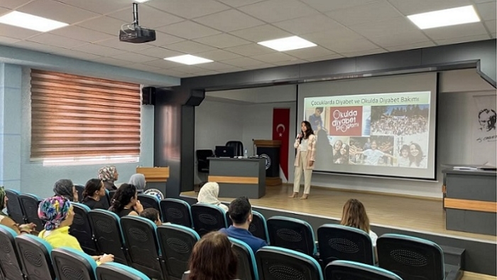 Rize’de Öğretmenlere Tip 1 Diyabet ve Uygulamalı İnsülin-Glukagon Eğitimi Verildi