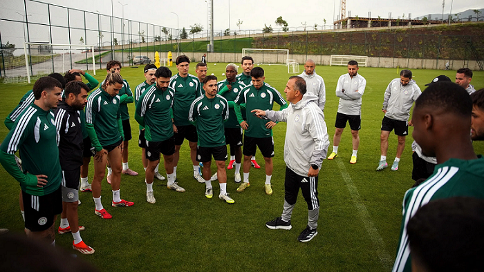 Çaykur Rizespor'un Erzurum Kamp Kadrosu Açıklandı! 27 Futbolcu Kampa Katıldı