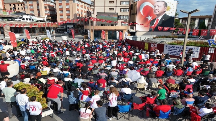 Rize’de Sabahın İlk Işıklarında Milli Takım Heyecanı!